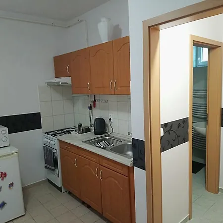 Appartamento Black & White Apartman *